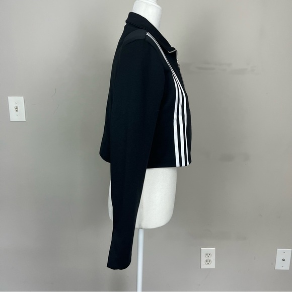 NWT ADIDAS TLRD ZIP UP LONG SLEEVE TRACK JACKET SIZE SMALL IN BLACK AND WHITE - Picture 10 of 16